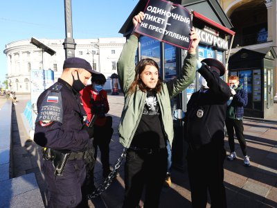 Извинения, компенсации и срок для полицейских: чем может обернуться задержание на пикете
